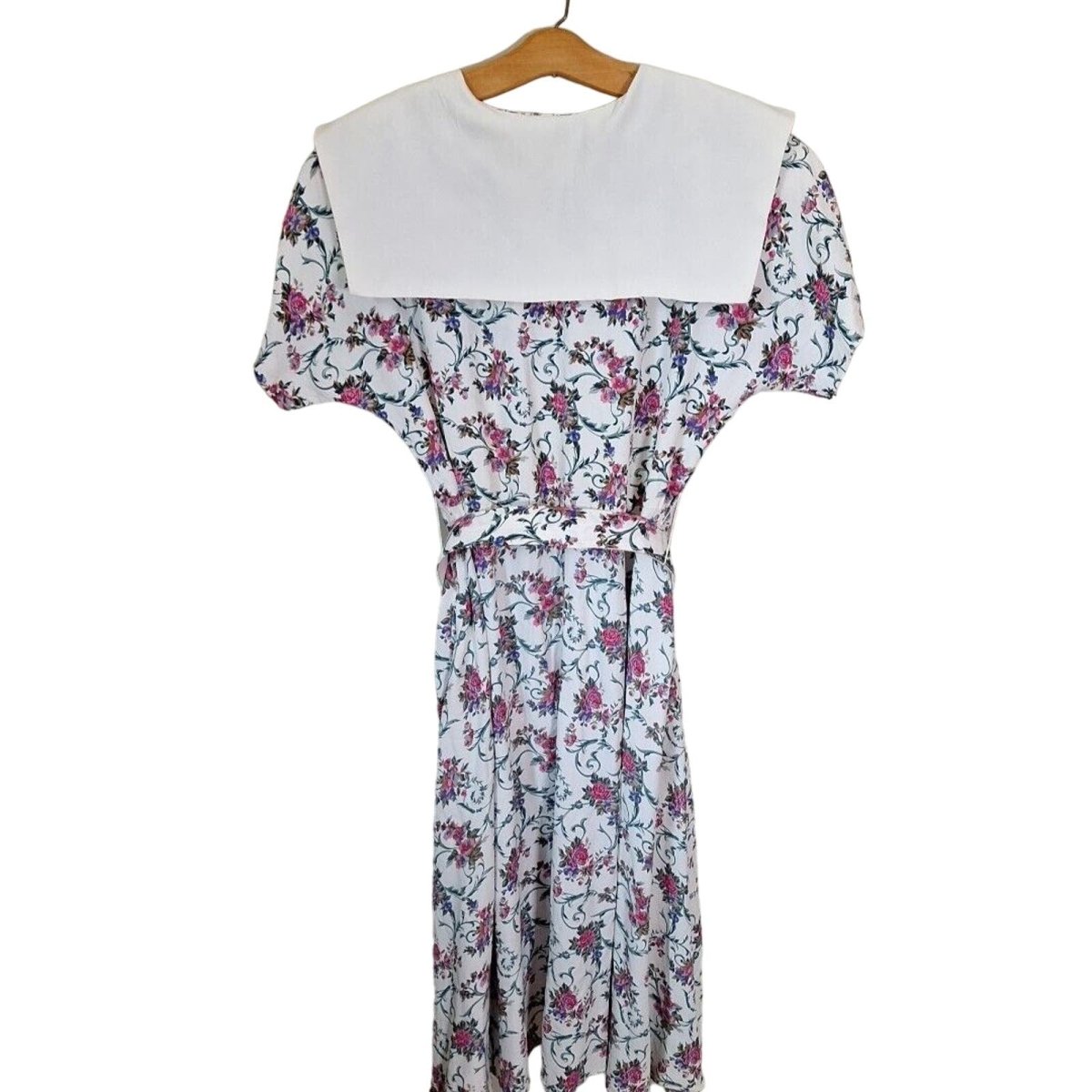 Vintage 80s/90s Sailor Collar Rose Print Dress w/Belt Women Size Medium - themallvintage The Mall Vintage