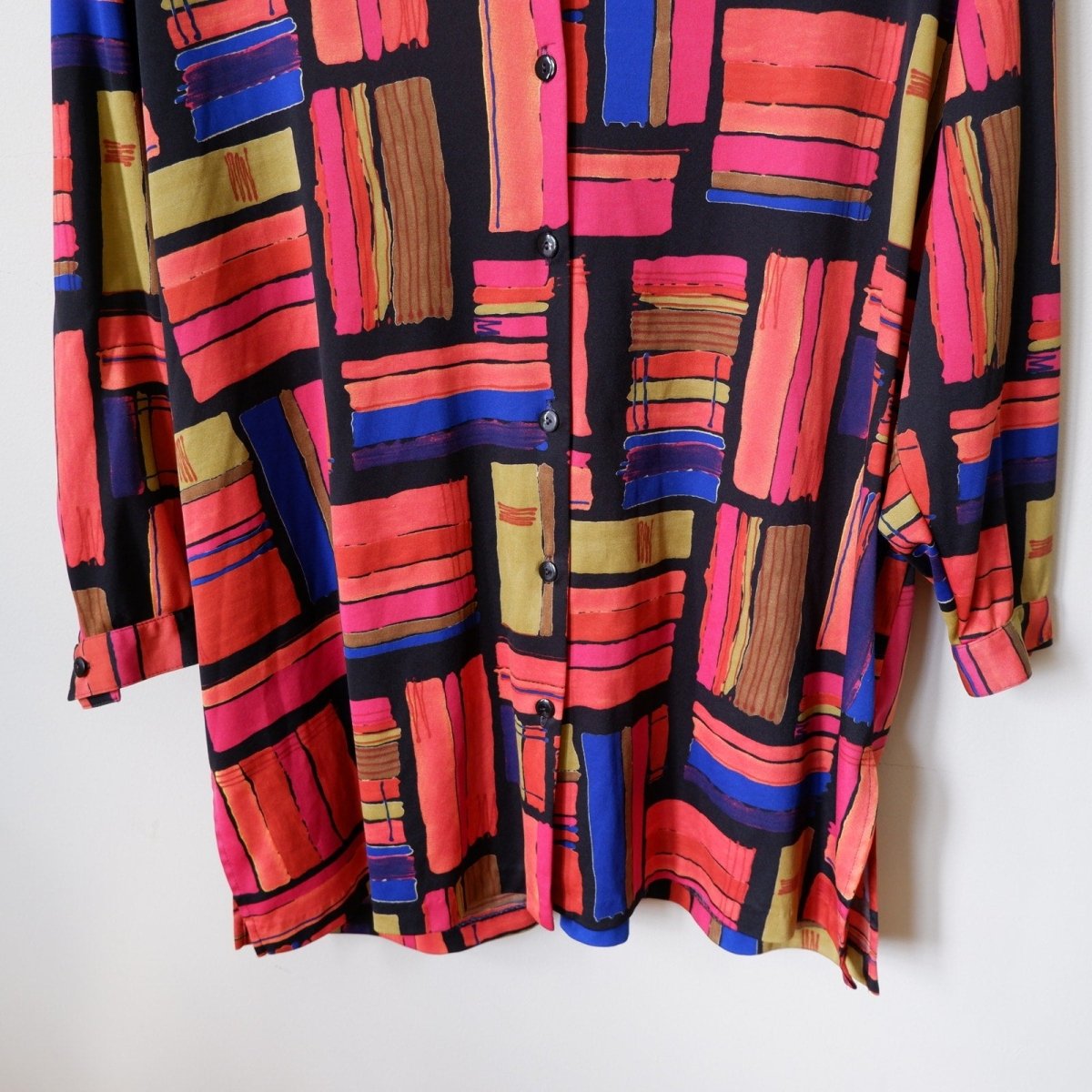 Vintage 80s/90s Abstract Blouse Size 3X Women - themallvintage The Mall Vintage 1990s New Arrival Plus Size