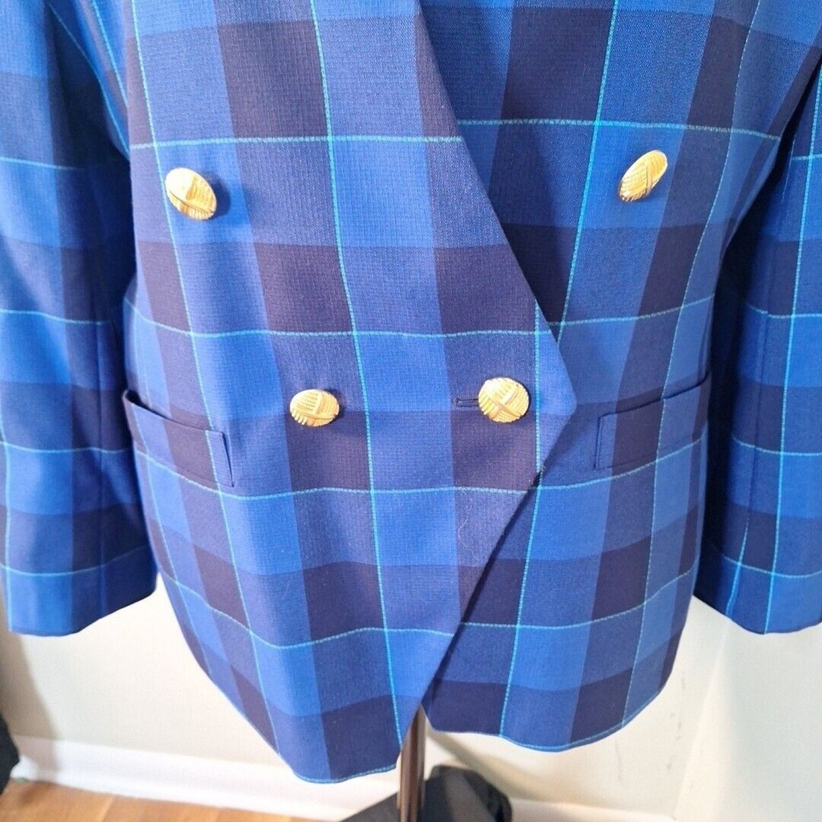 Vintage 80s/90s Blue Plaid Double Breasted Gold Button Blazer Size 16 L/XL Women - themallvintage The Mall Vintage 1980s 1990s Blazers