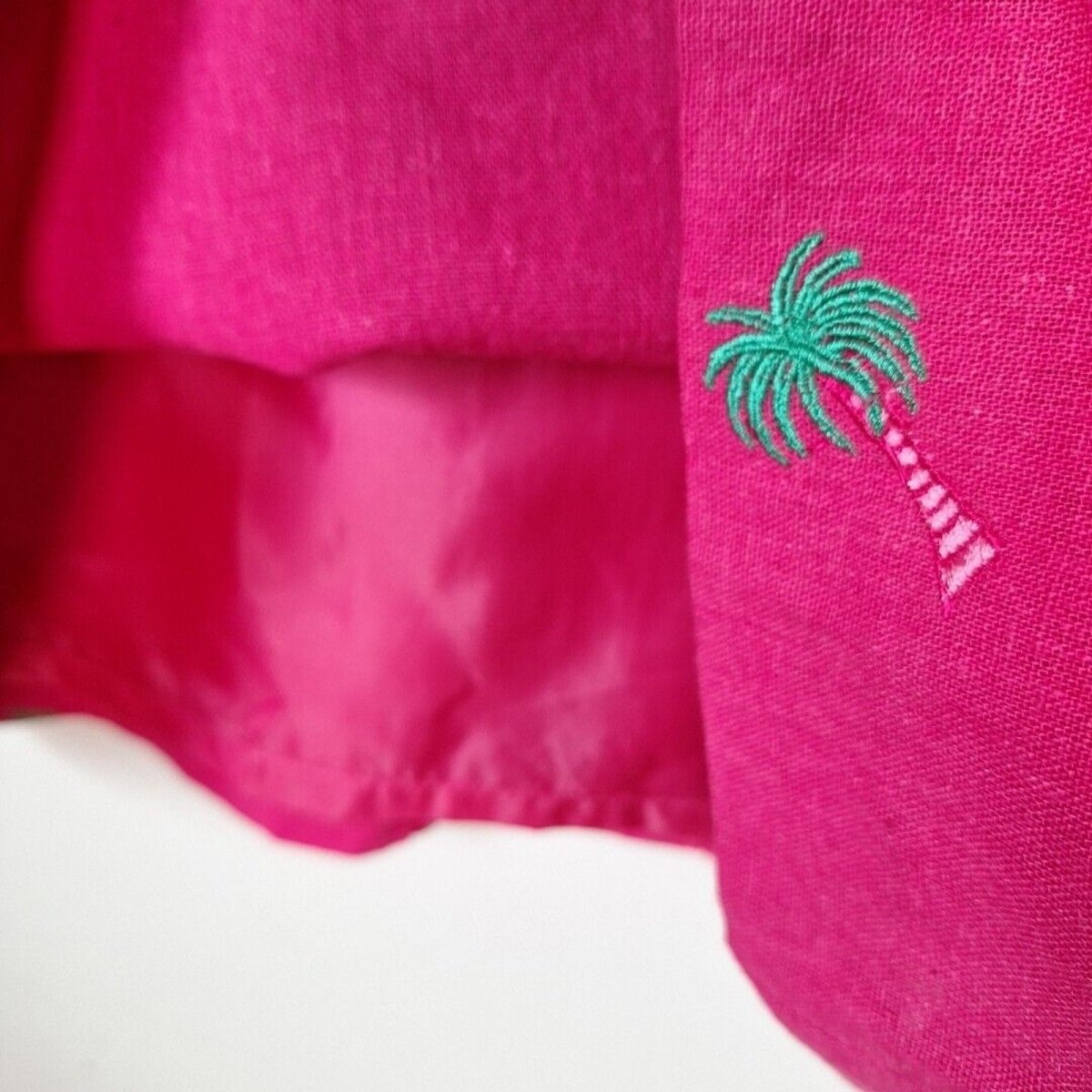 Y2K Hot Pink Linen Blend Palm Tree Embroidered Sheath Dress Women Size 6 Medium - themallvintage The Mall Vintage 1990s Dresses New Arrival