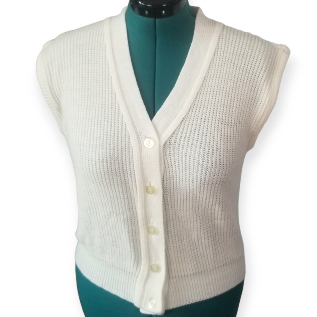 70s/80s Acrylic Knit Sweater Vest Bust/Chest 44" - themallvintage The Mall Vintage