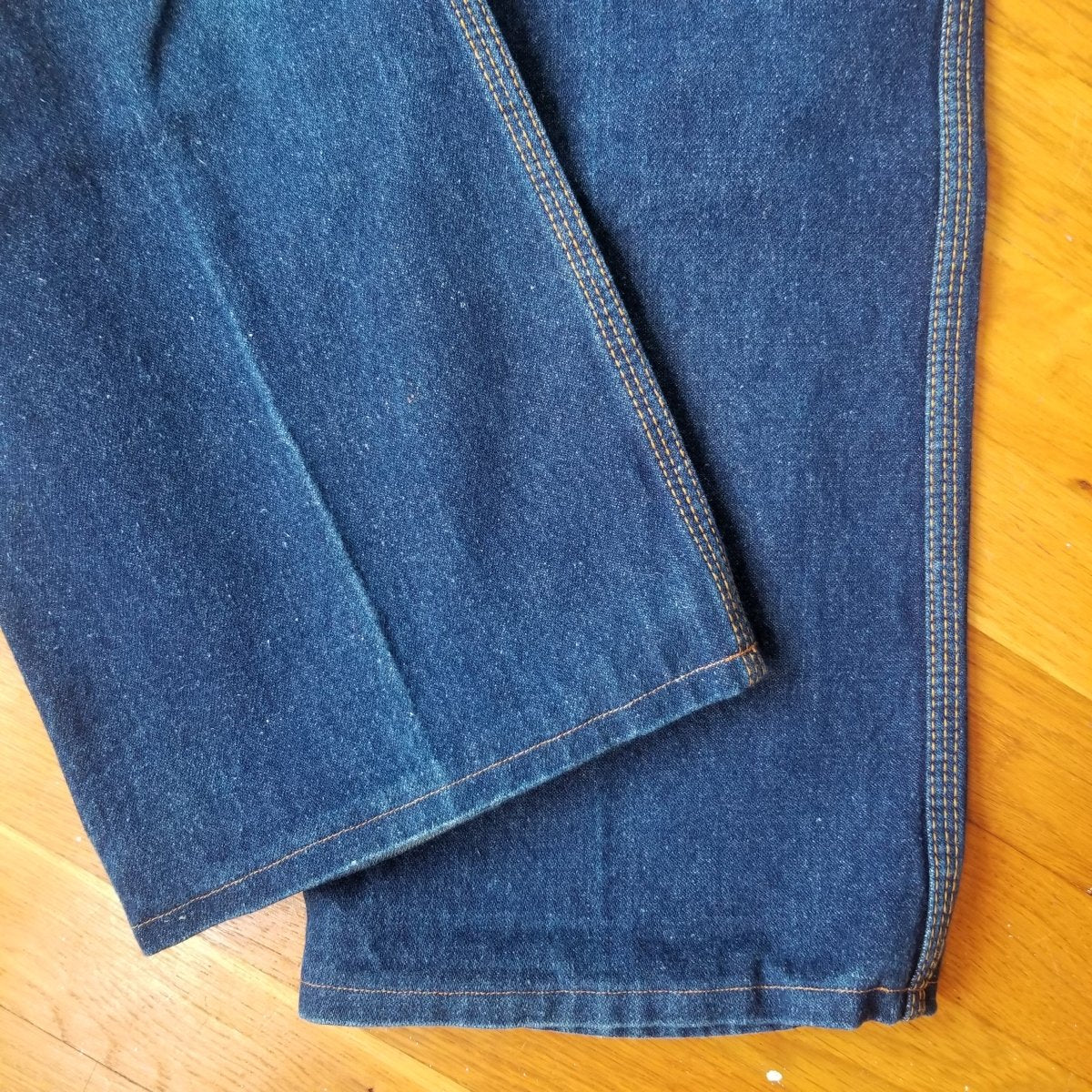 70s/80s Gap Jeans 32x29 - themallvintage The Mall Vintage