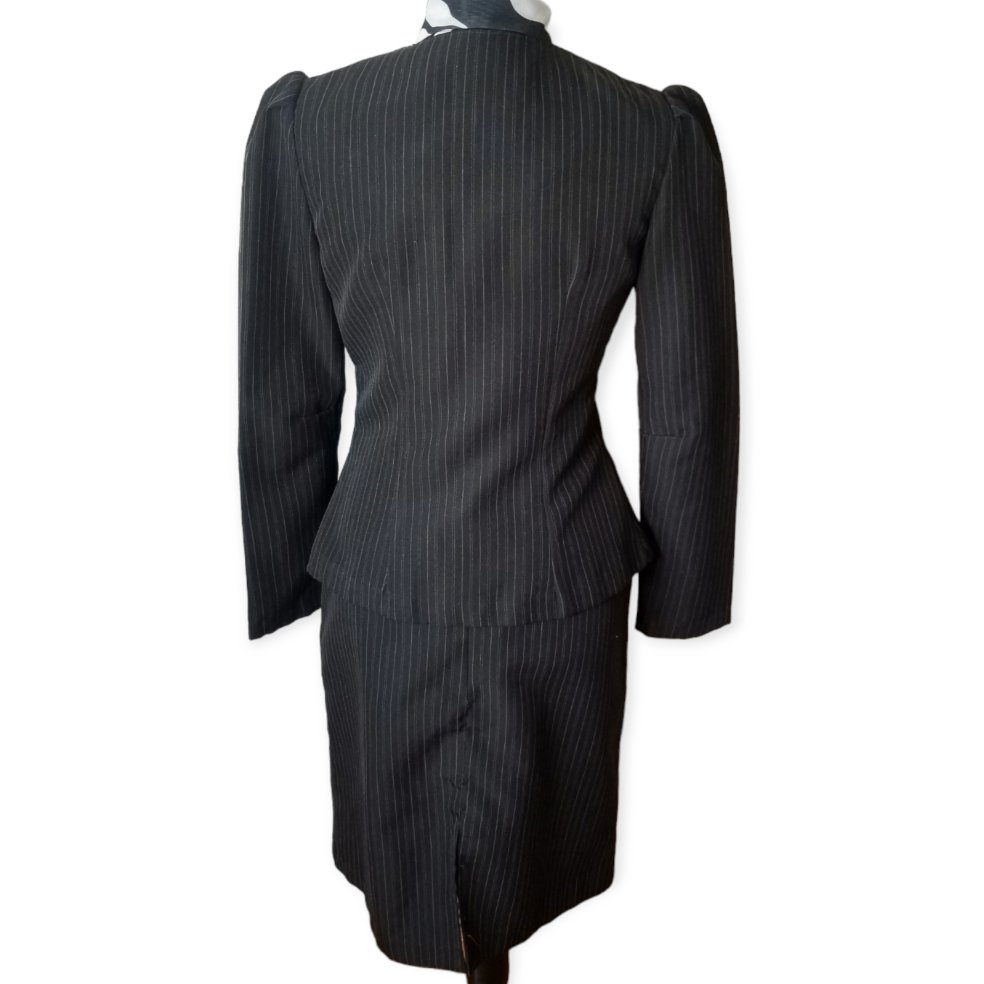 80s Pinstriped Polyester Suit - themallvintage The Mall Vintage