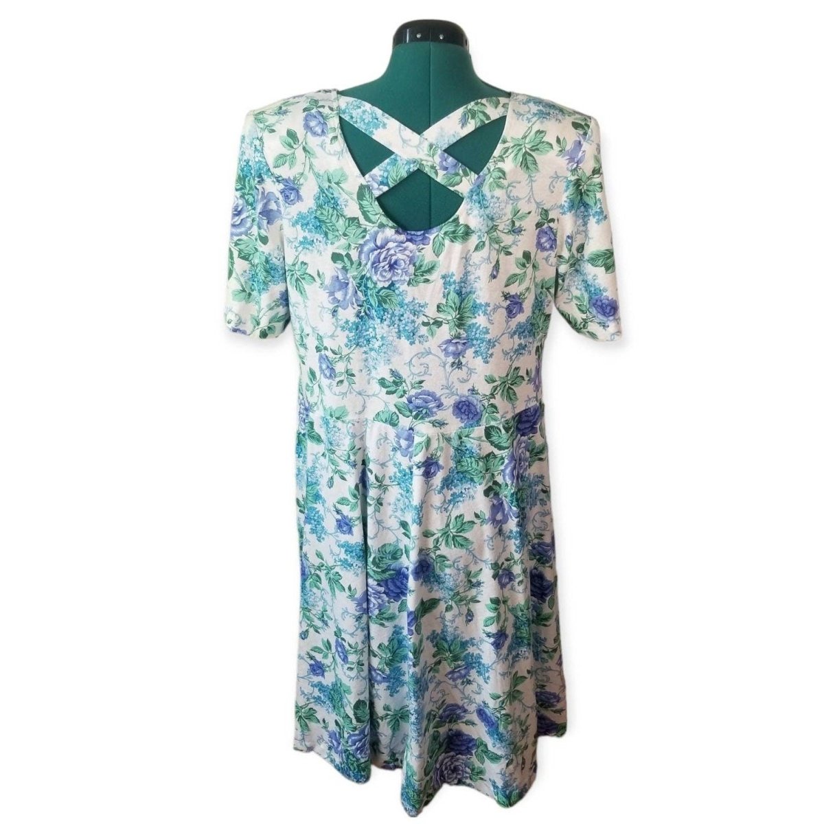 80s/90s Floral Midi Dress with Criss Cross Back 1X/2X - themallvintage The Mall Vintage