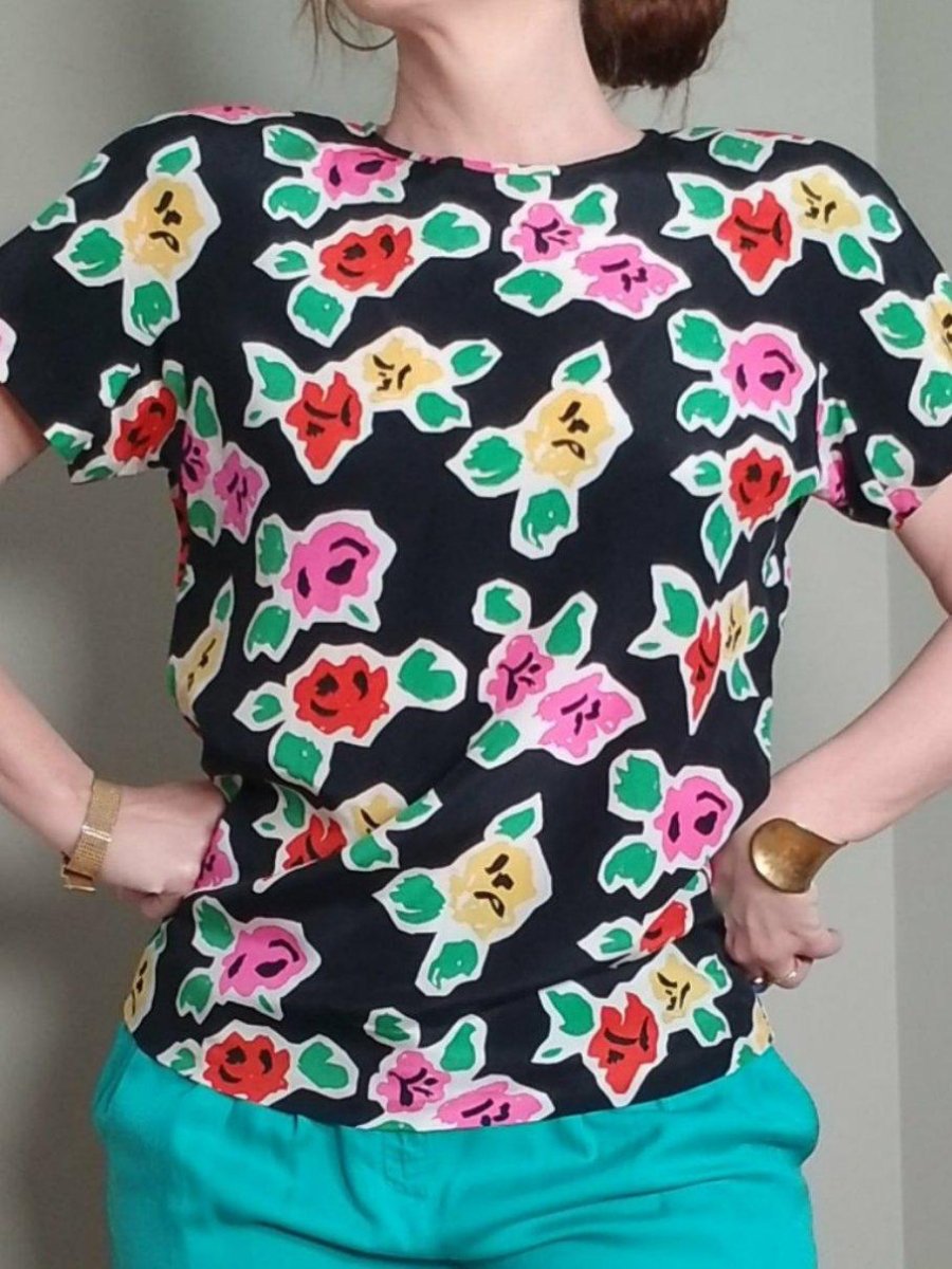 80s/90s Julie Francis Pop Art Rose Silk Blouse S/M 6 - themallvintage The Mall Vintage