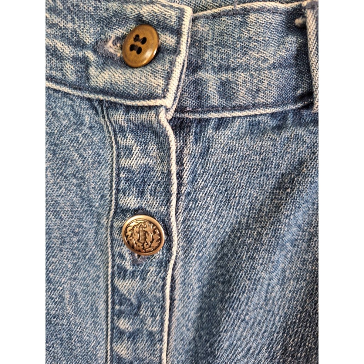 90s Denin Button Front Straight Skirt Medium Waist 28" - themallvintage The Mall Vintage