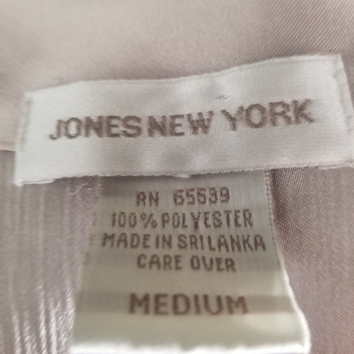 90s Jones New York Taupe Striped Blouse Medium - themallvintage The Mall Vintage