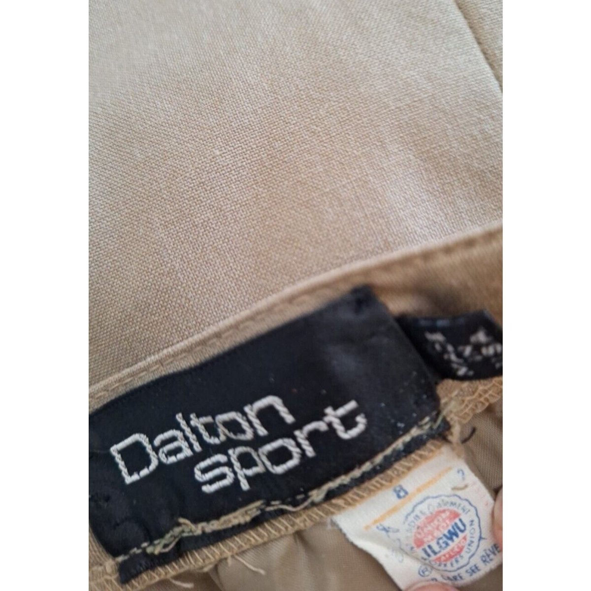 Vintage 1980s Dalton Lightweight Wool Khaki Skirt Suit Women Size S/M - themallvintage The Mall Vintage