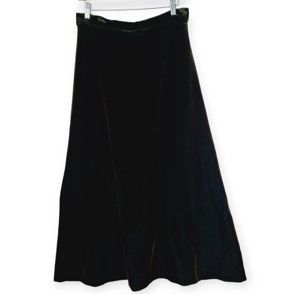 Vintage 70s Dark Green A-Line Maxi Skirt Women's Size Medium 8/10 - themallvintage The Mall Vintage