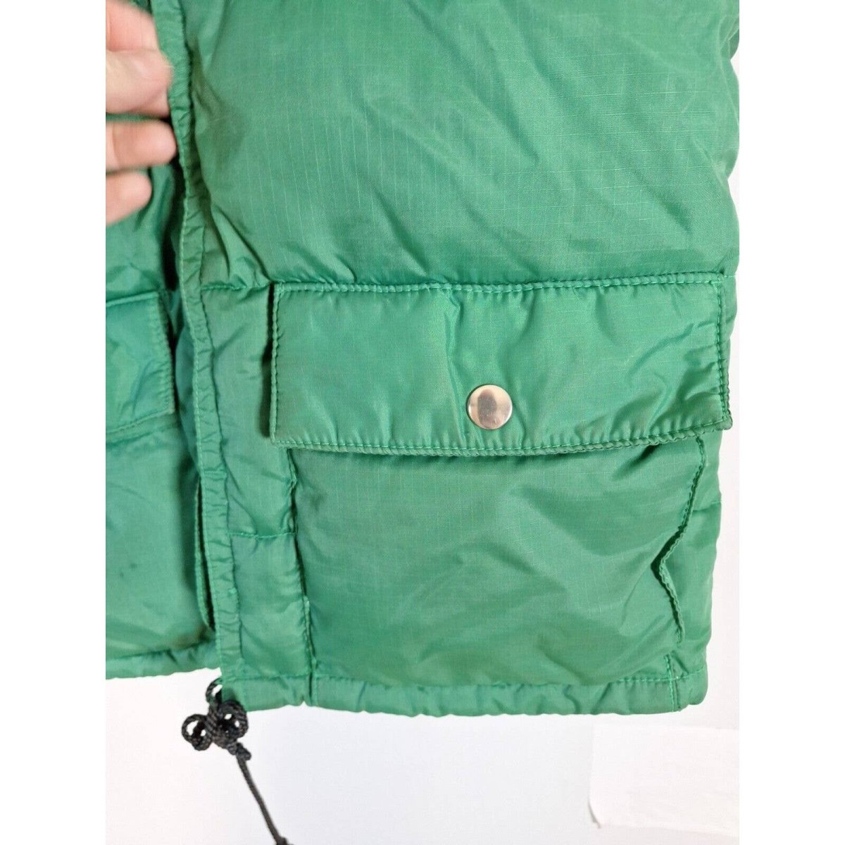 Vintage 80s Kids Green Down Puffer Jacket Unisex Kids Size 6 - themallvintage The Mall Vintage