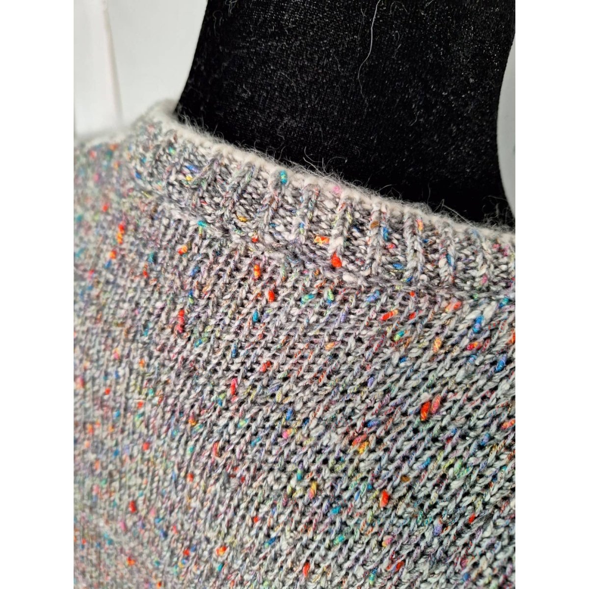 Vintage 80s Rainbow Flecked Snowflake Angora Blend Sweater Women's Size Medium - themallvintage The Mall Vintage