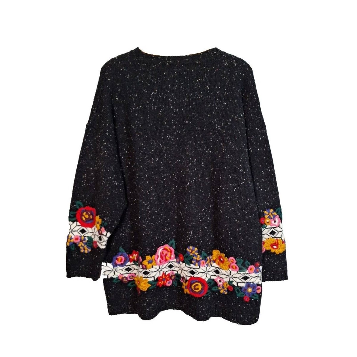 Vintage 80s/90s Black Floral Embridered Sweater Women's Size L/XL Chest 50" - themallvintage The Mall Vintage