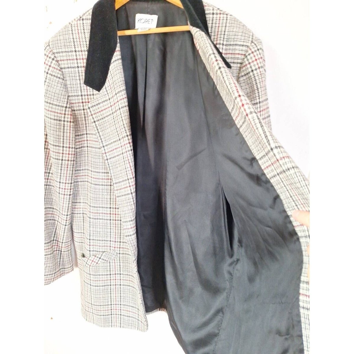 Vintage 80s/90s Plaid Velvet Collar Blazer Jacket Women Size 16 - themallvintage The Mall Vintage