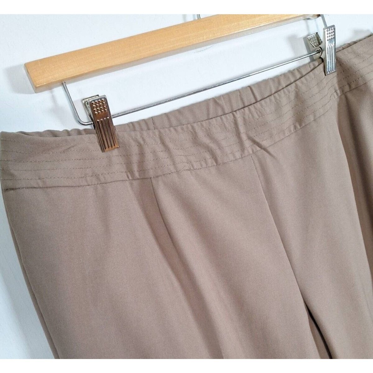 Vintage 90s/Y2K Taupe Stretch Dress Pants Women's Size 18WP - themallvintage The Mall Vintage