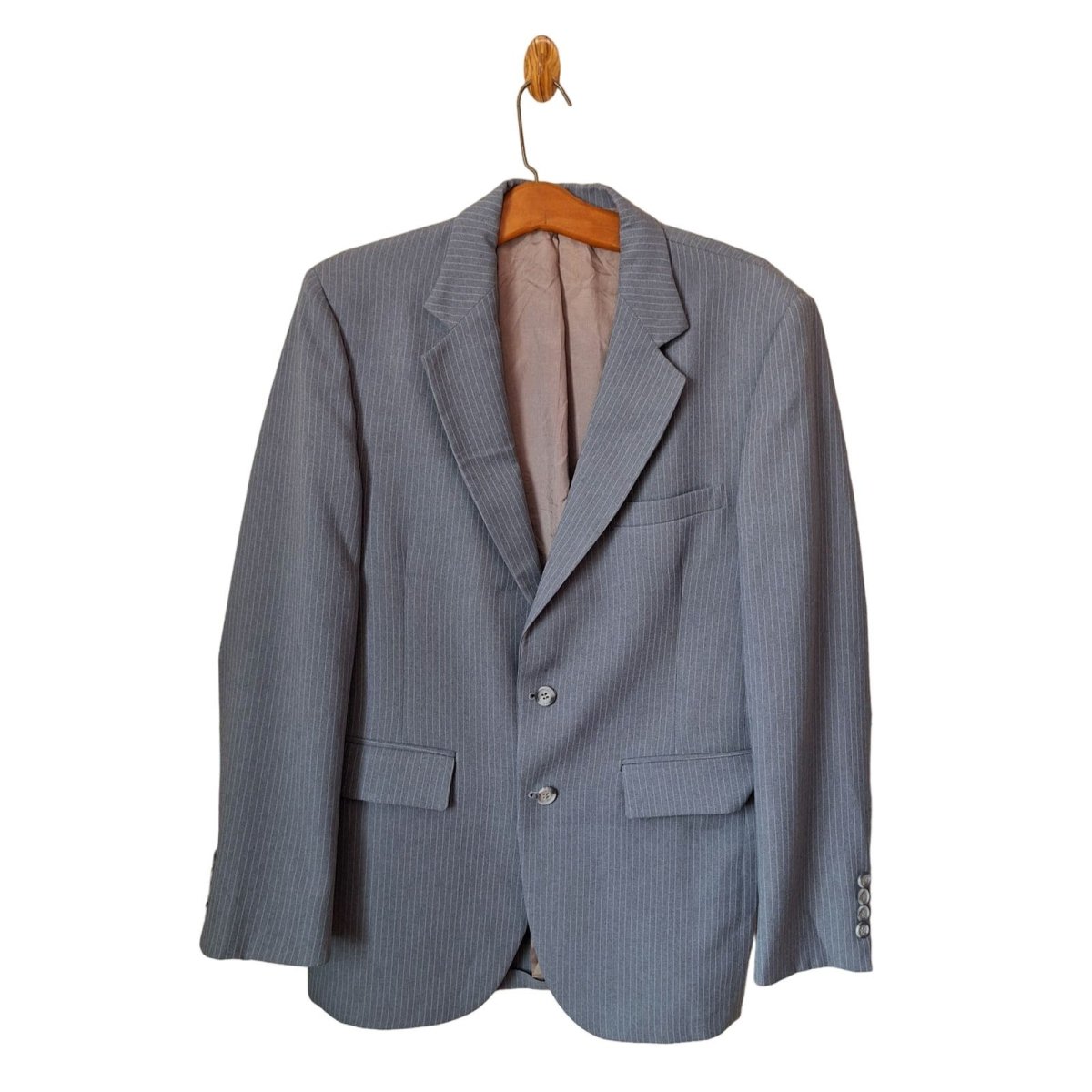 Vintage JC Penny Gray Prinstripe Blazer Men Size 38R AS IS - themallvintage The Mall Vintage Blazers Jackets Menswear