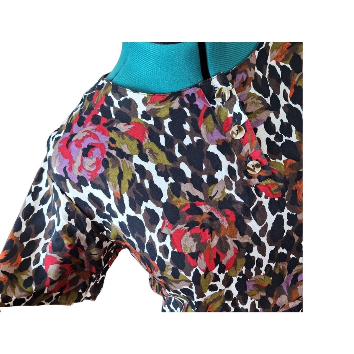 Vintage Leopard/Rose Maximalist Matching Skirt Set Size Medium - themallvintage The Mall Vintage
