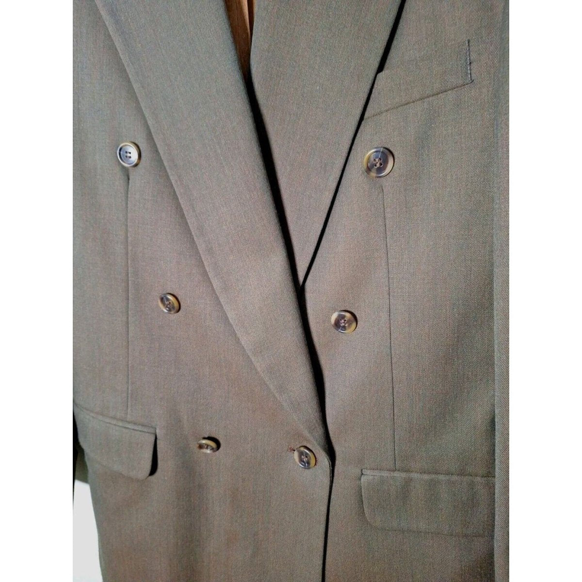 Vintage Olive Green Peak Lapel Double Breasted Blazer Jacket Men Size 39R - 40R - themallvintage The Mall Vintage